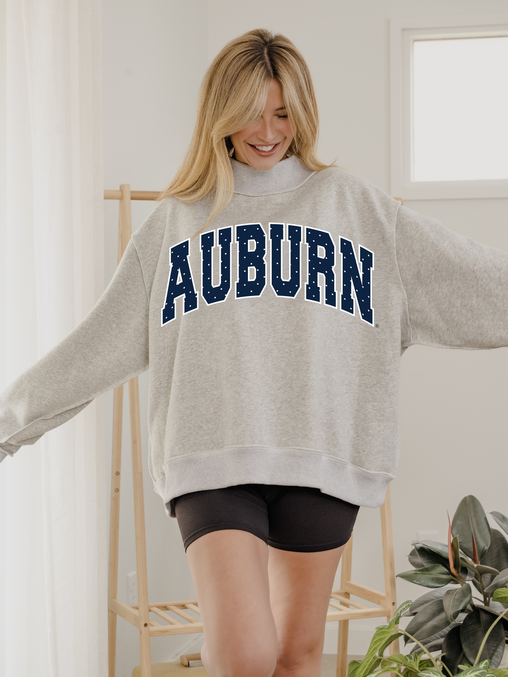 Auburn Tigers Polka Dot Puff Gray Wknd Mock Neck Sweatshirt