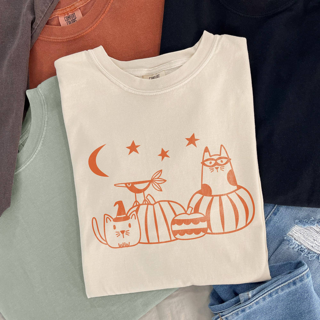 Pumpkin Patch Cats Halloween Comfort Colors T-Shirt