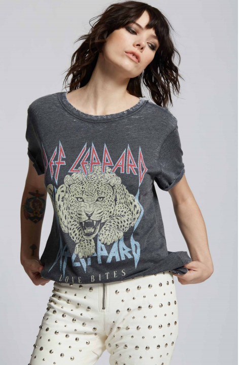301702 - 630 Def Leppard Love Bites Burnout Tee