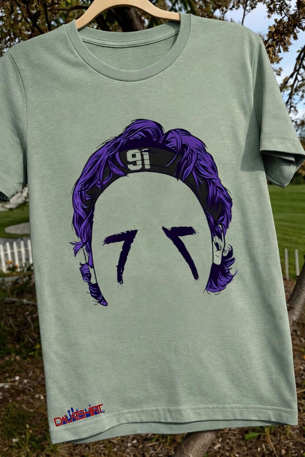 91 Headband Purple Hair Eye Black shirt