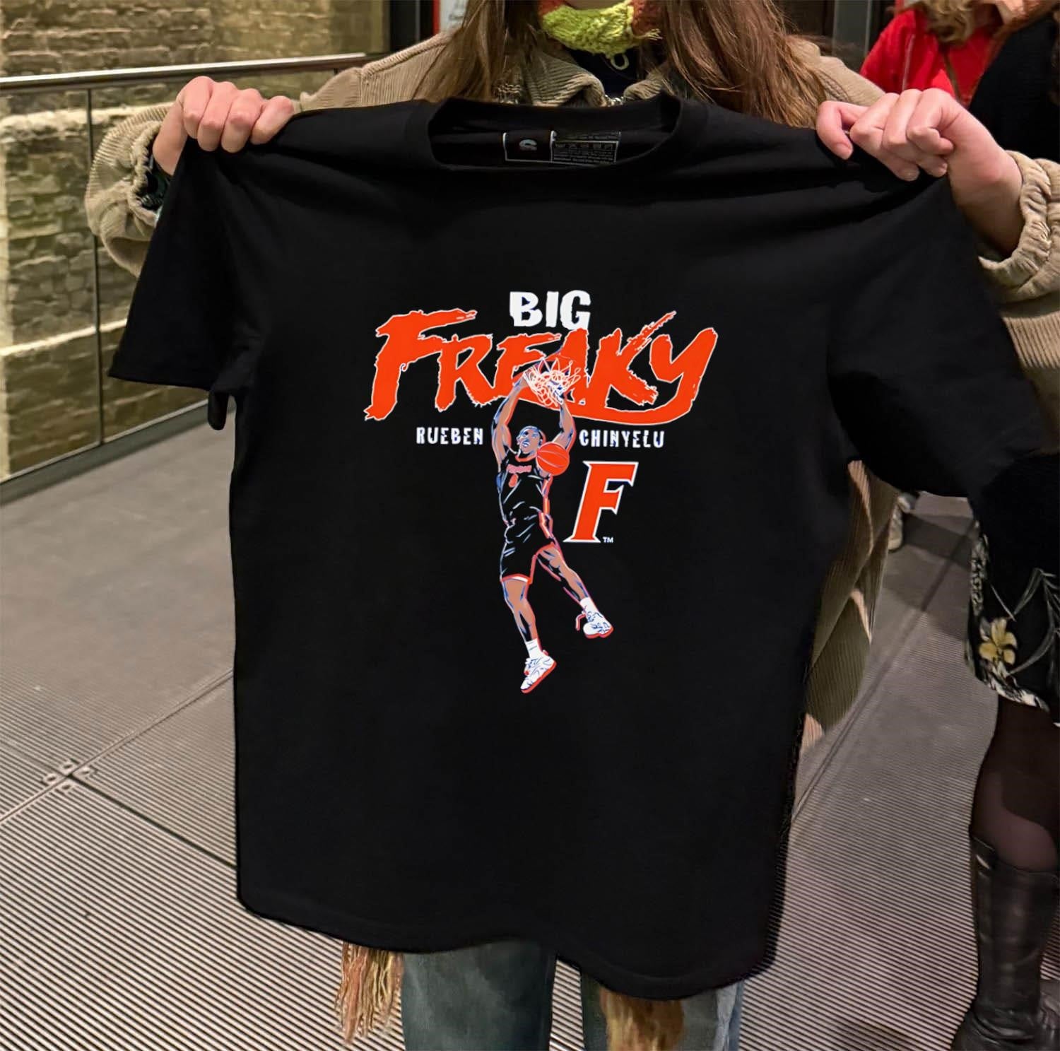 Big Freaky Rueben Chinyelu Florida Basketball Dunk shirt