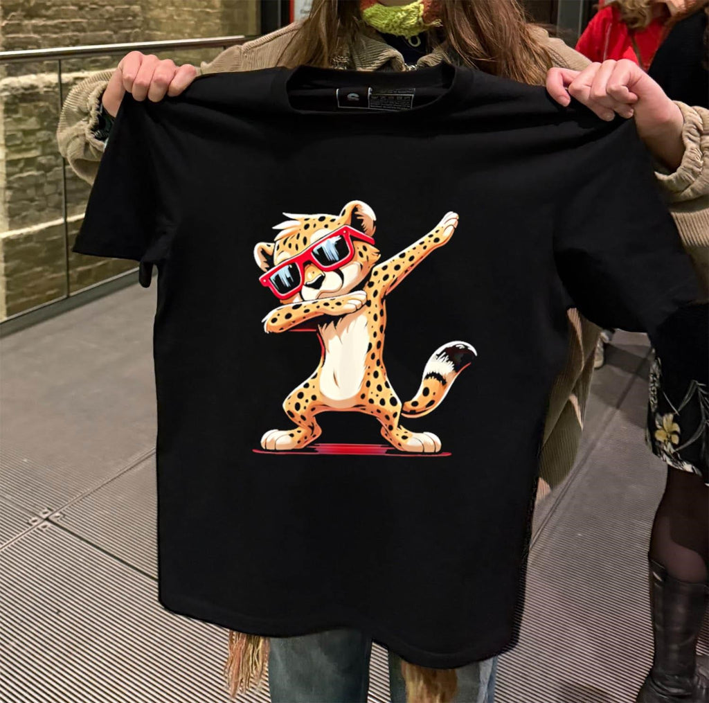 Cheetah Dabbing wearing Red Sunglasses Cool Animal shirt