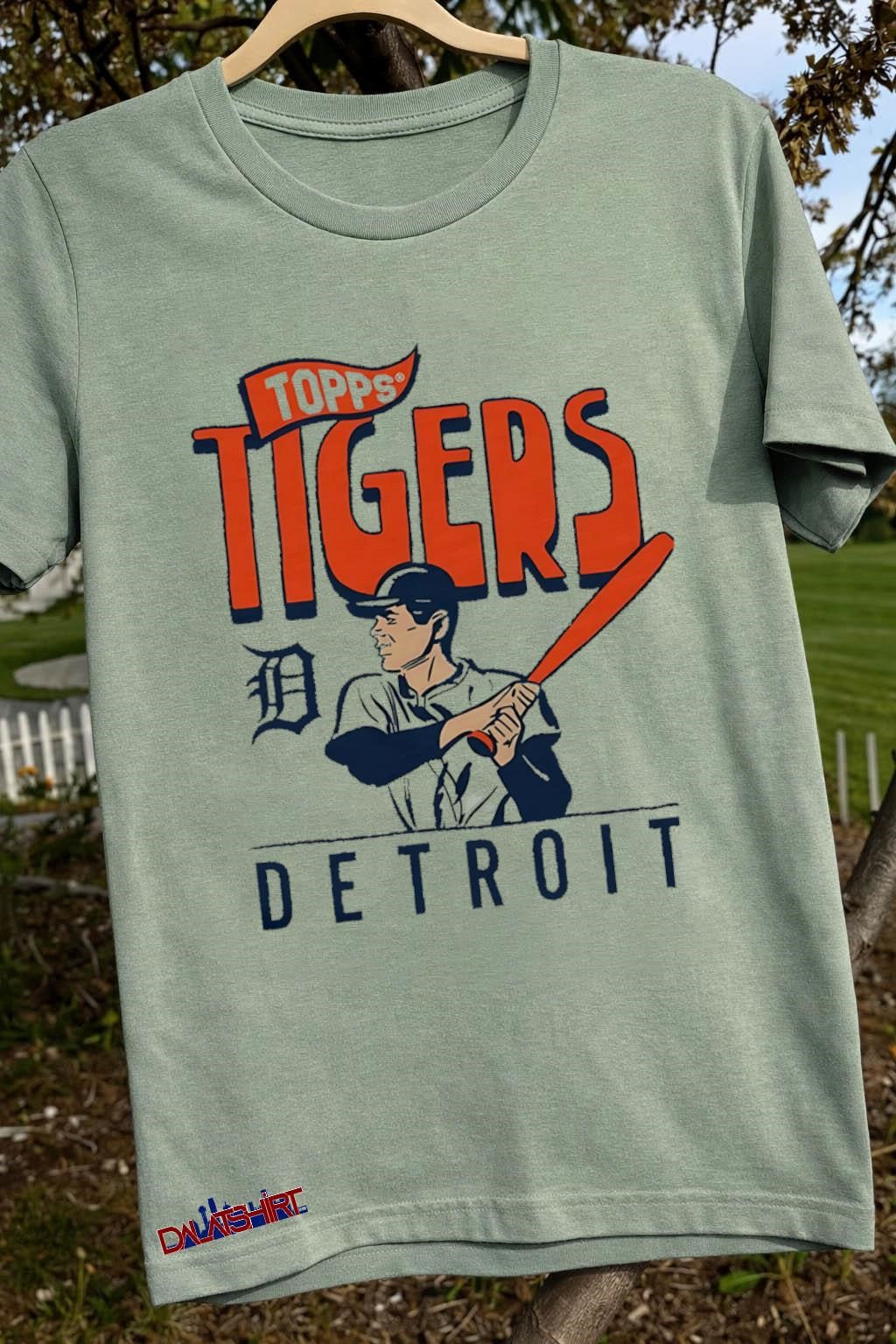 Topps Tigers Detroit Batter Old English D Graphic shirt