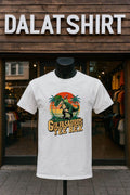 Golfasaurus Tee Rex T-Rex Dinosaur Playing Golf Retro Sunset shirt