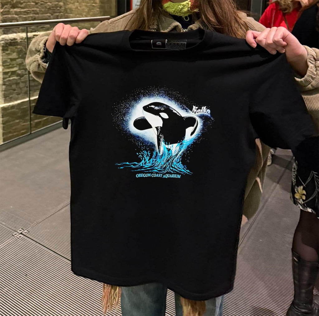 Keiko Oregon Coast Aquarium Orca Whale shirt
