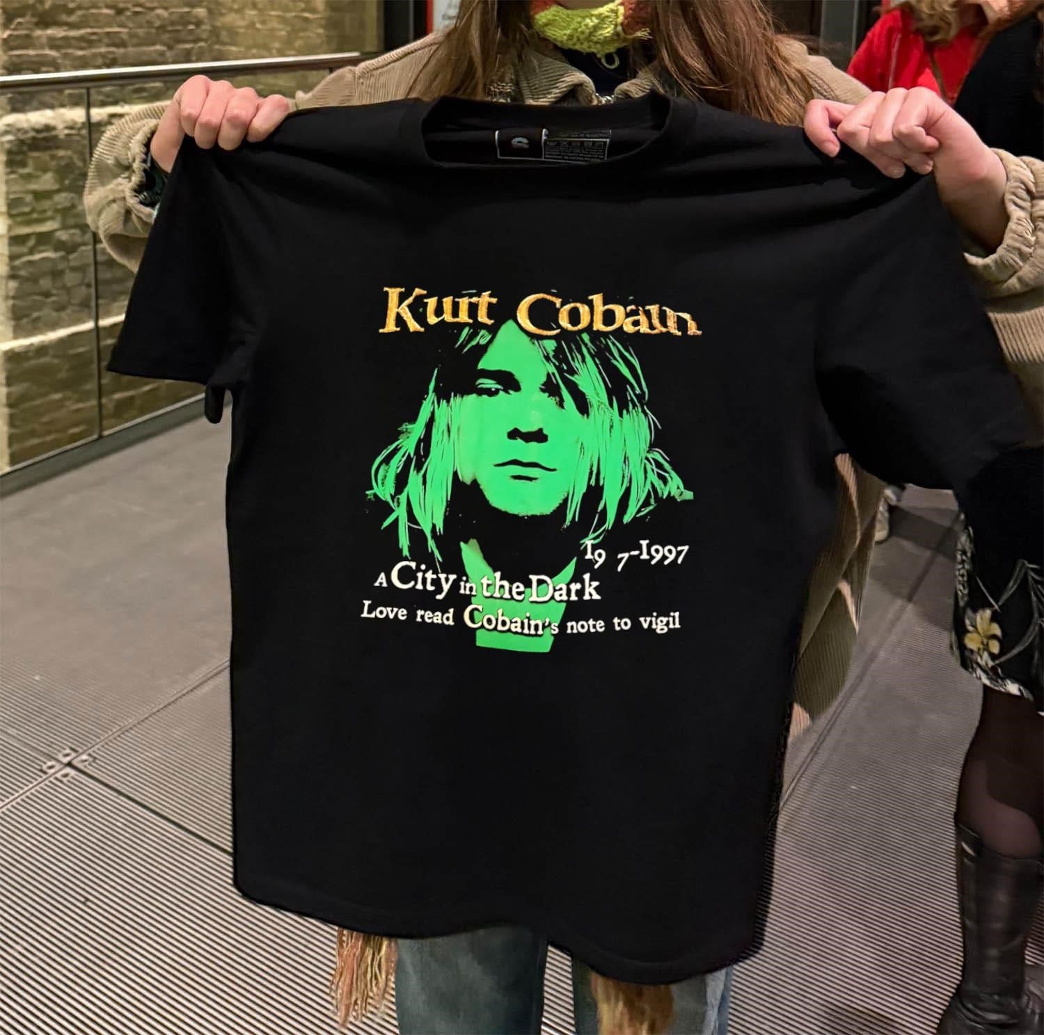 Kurt Cobain A City in the Dark Vigil Note shirt