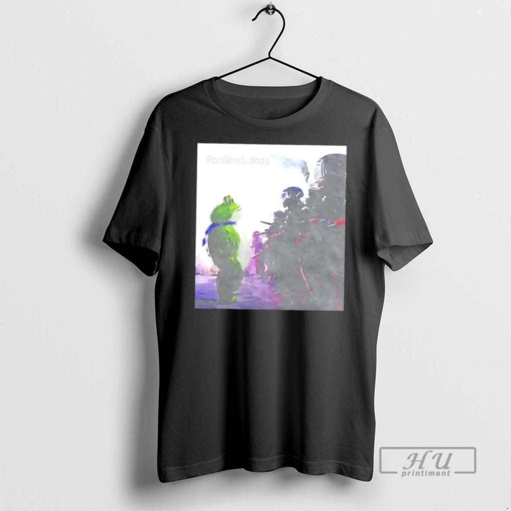 Limited Edition 2025 Resist Portland Frog I Stand With Frog Graphic Tee Shirt Sweatshirt Hoodies