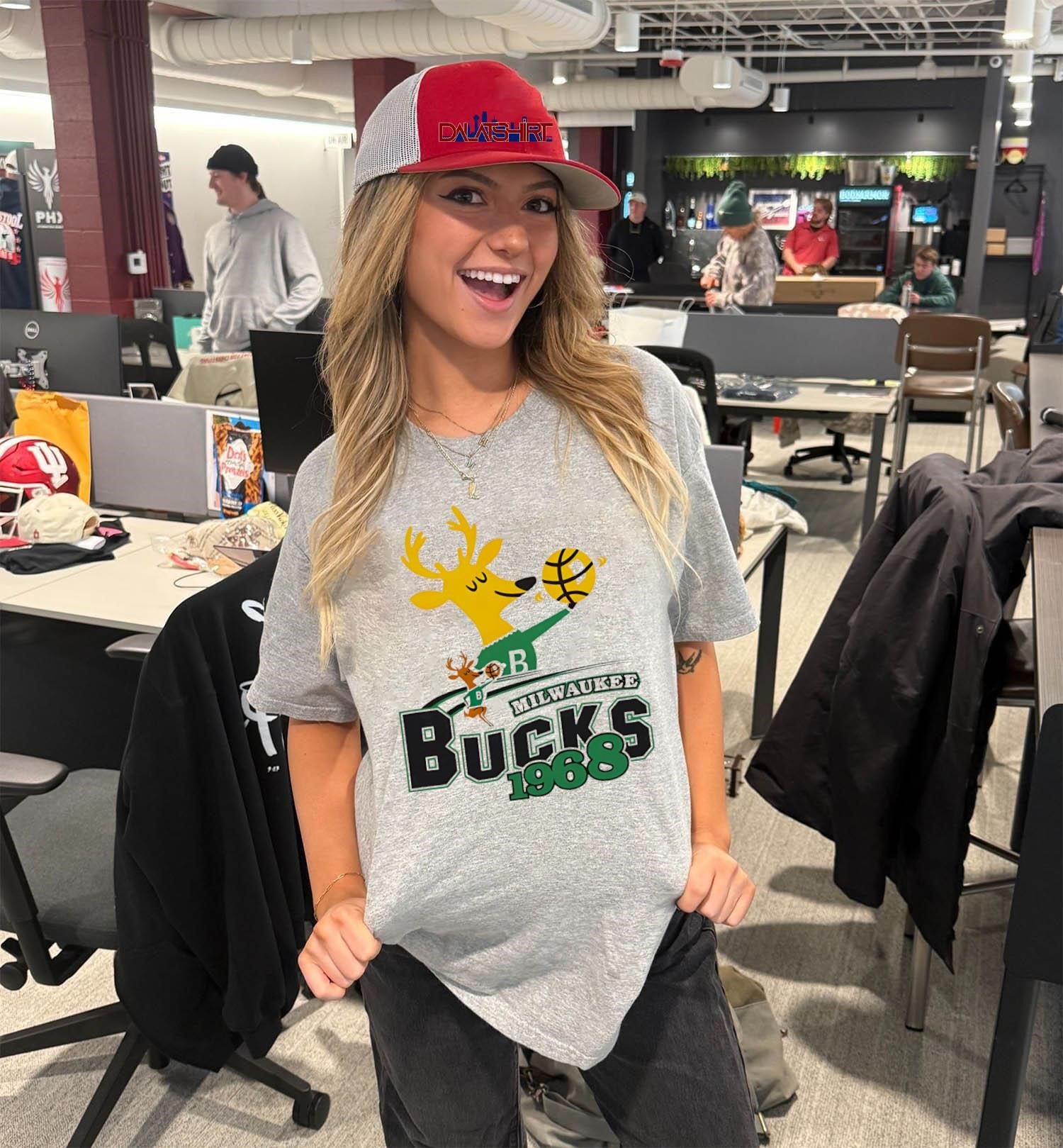 Milwaukee BUCKS 1968 Retro Cartoon Deer Mascot Logo Graphic shirt