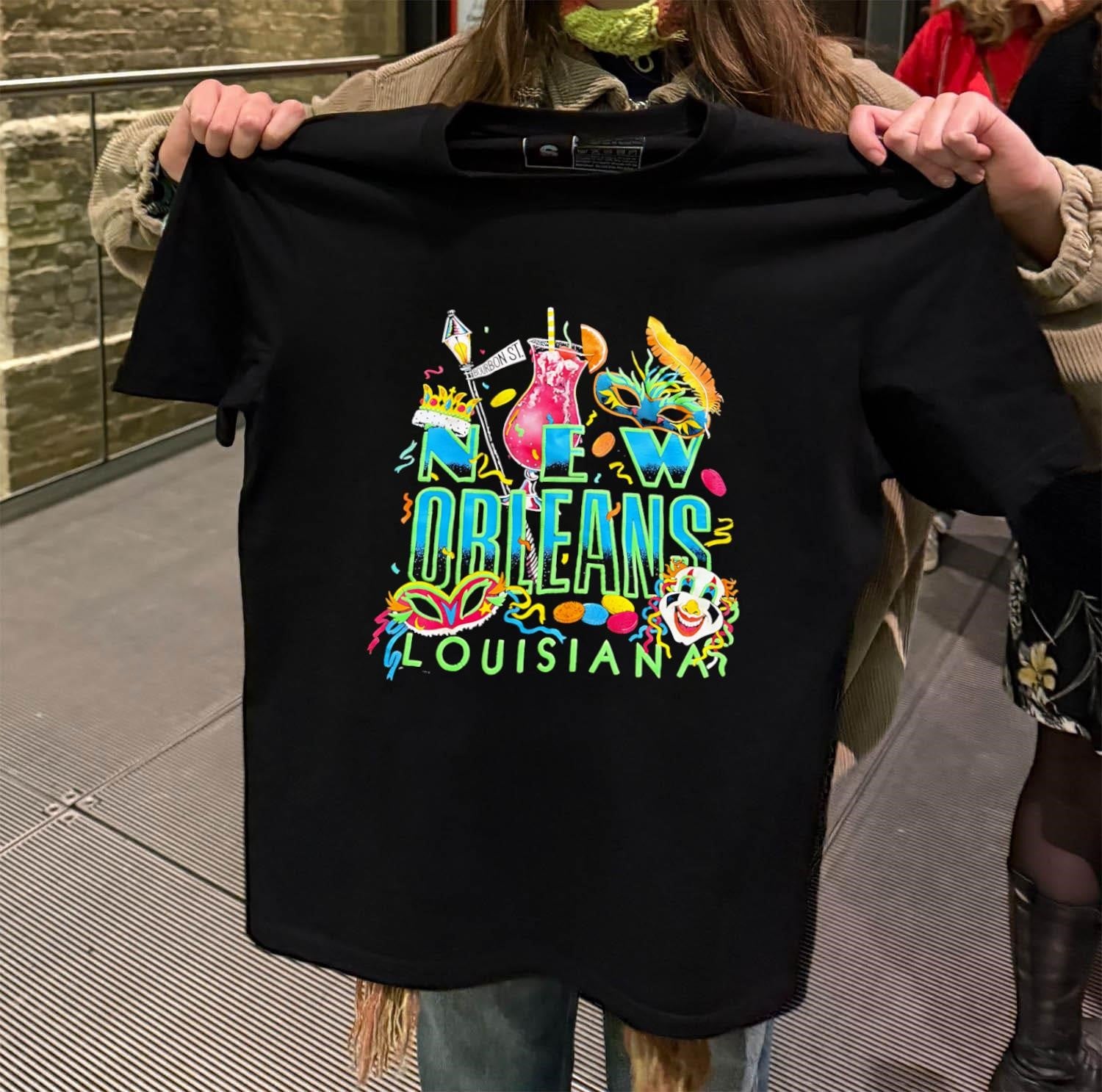 New Orleans Louisiana Mardi Gras Bourbon Street shirt