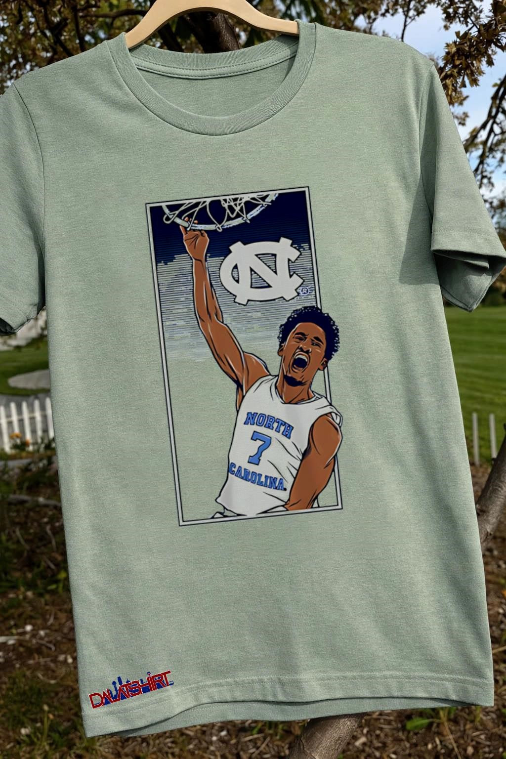 North Carolina Tar Heels Basketball Player Slam Dunk shirt