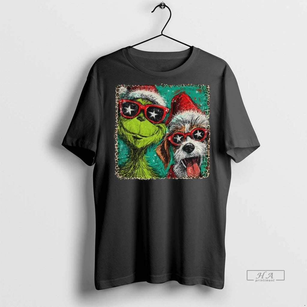 Official Trendy Grinch How The Grinch Stole Christmas Merry Christmas 2025 Vintage Tee Sweater