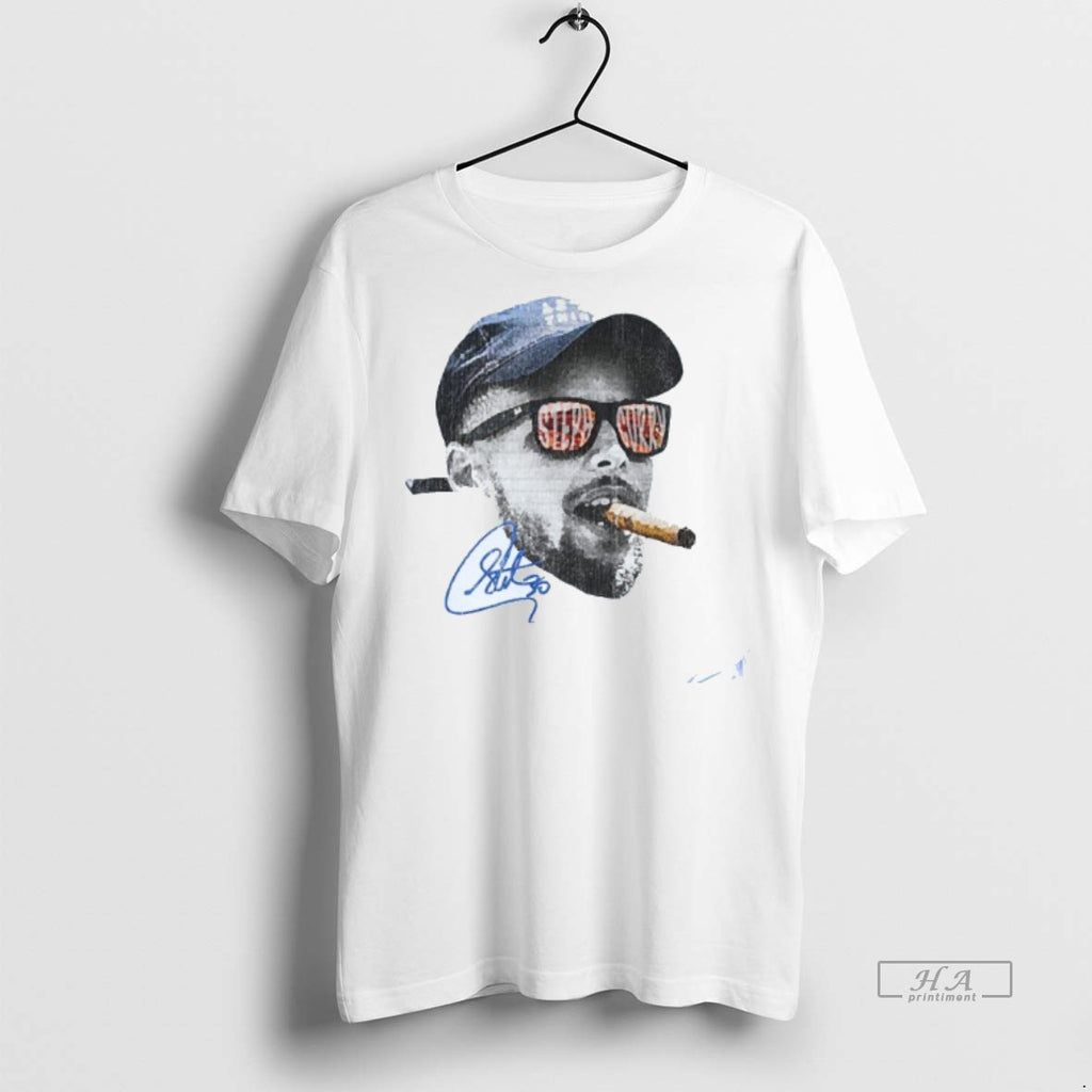 Official Trendy Stephen Curry Smoking Golden State Warriors Big Head Signature Mens White Tee Tee