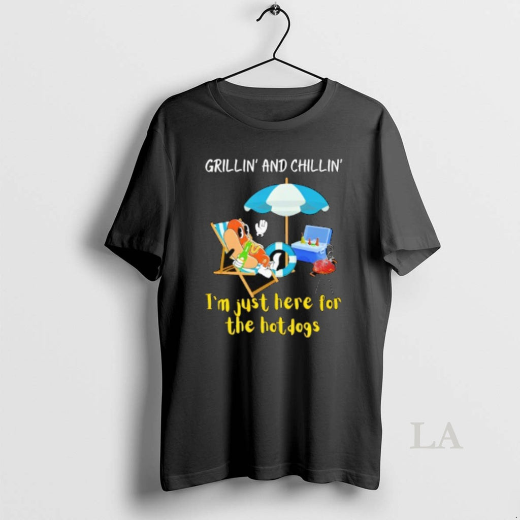 Original Grillin And Chillin Funny Hotdog