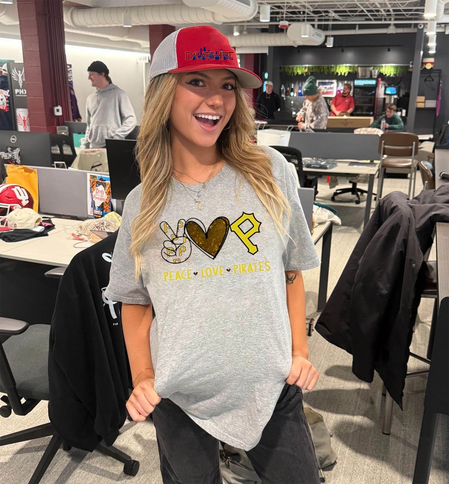 Peace Love Pirates Pittsburgh Baseball Hand Heart Graphics shirt