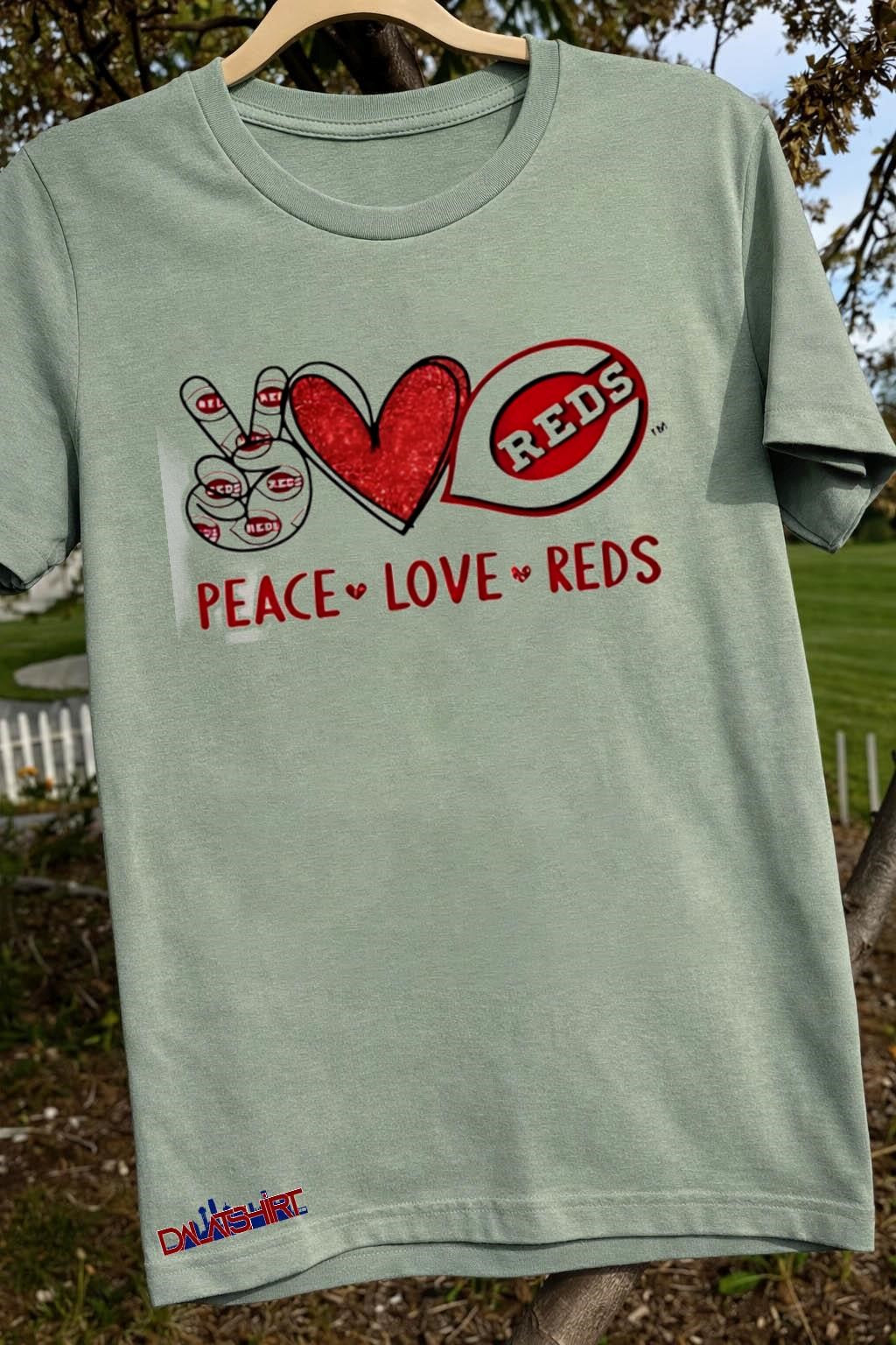 Peace Love Reds Cincinnati Baseball Fan Graphic shirt
