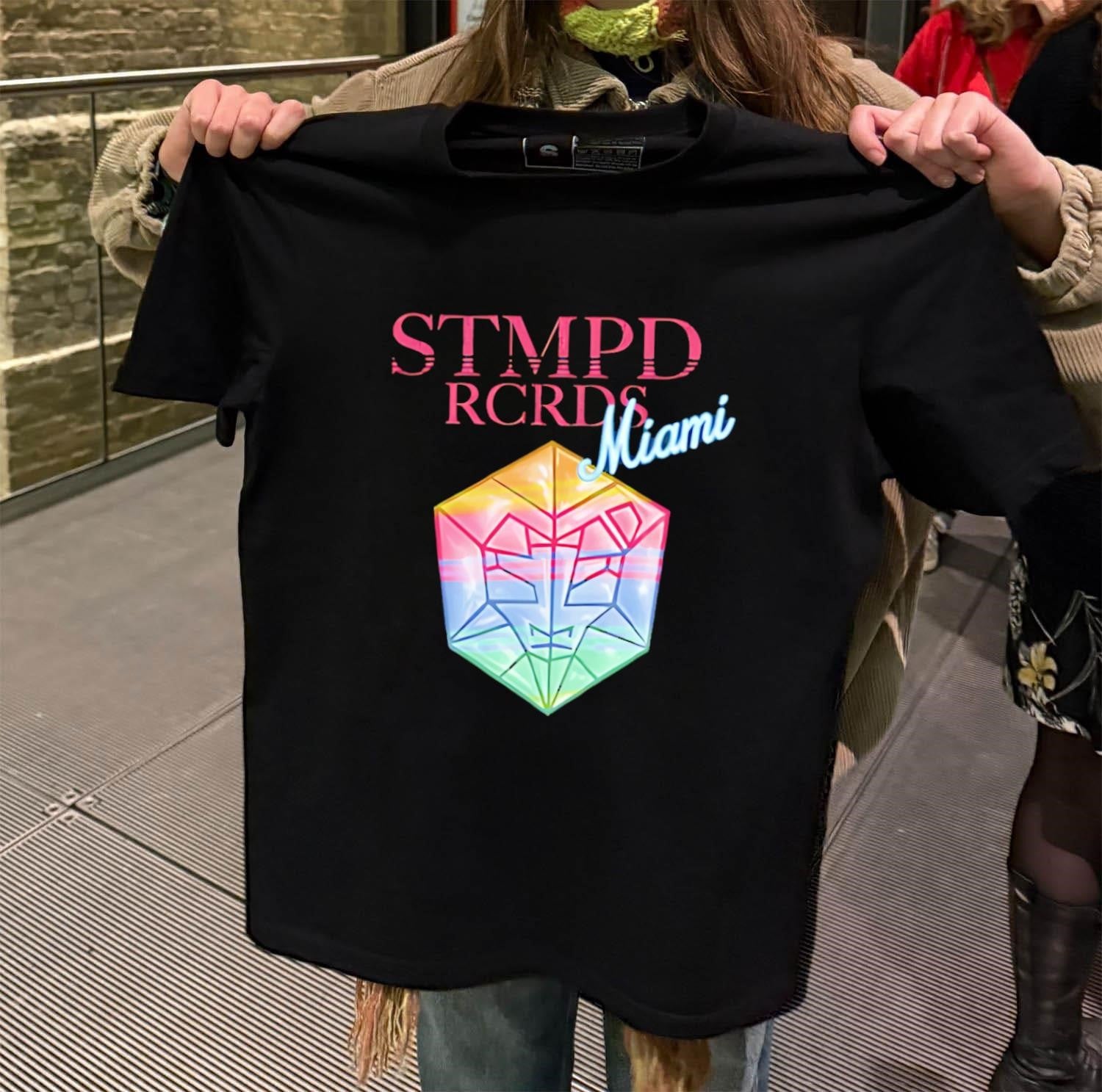 STMPD RCRDS Miami Colorful Geometric Prism Head shirt