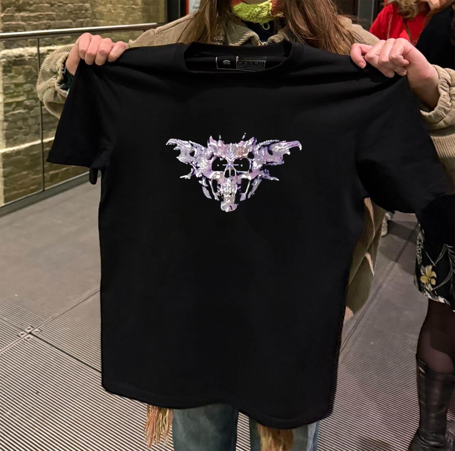 Silver metallic gothic skull with wide wings design shirt