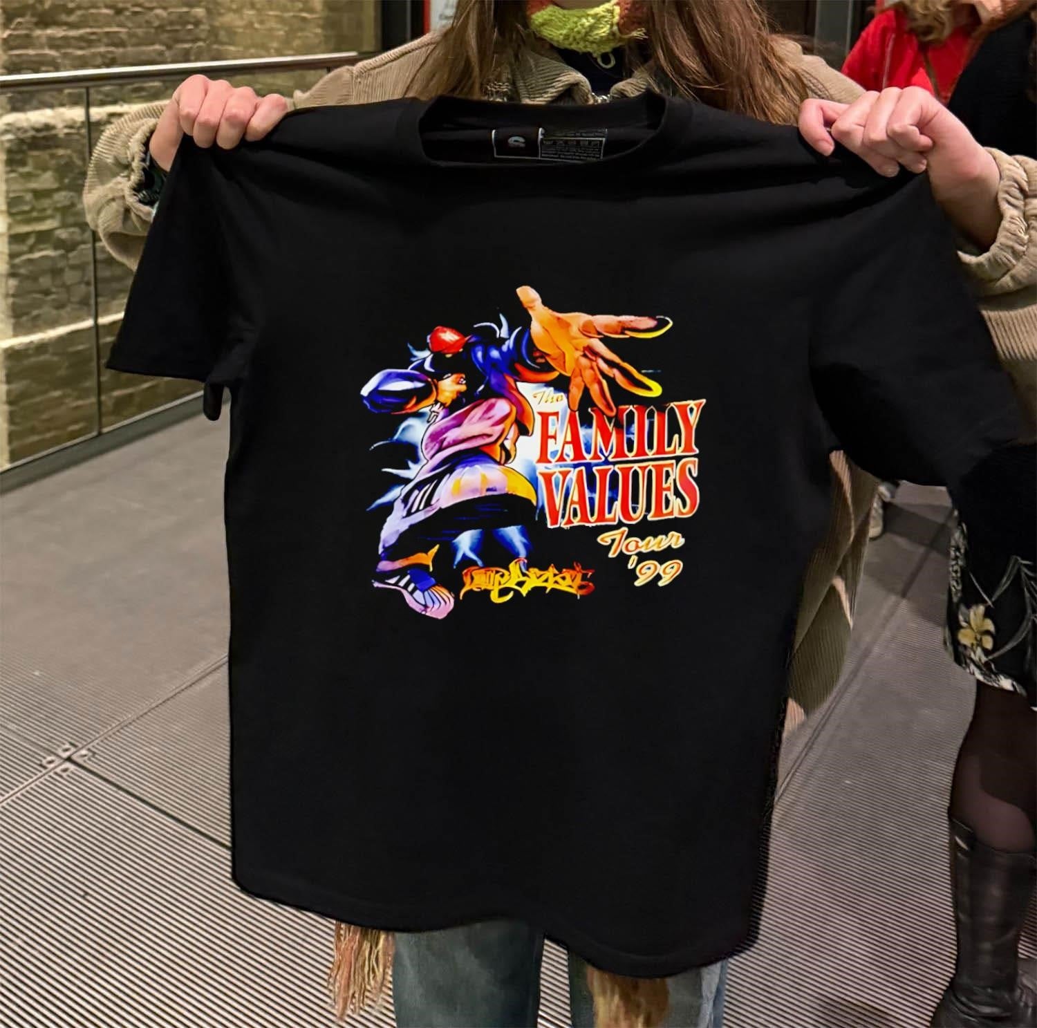 The Family Values Tour 99 Limp Bizkit shirt