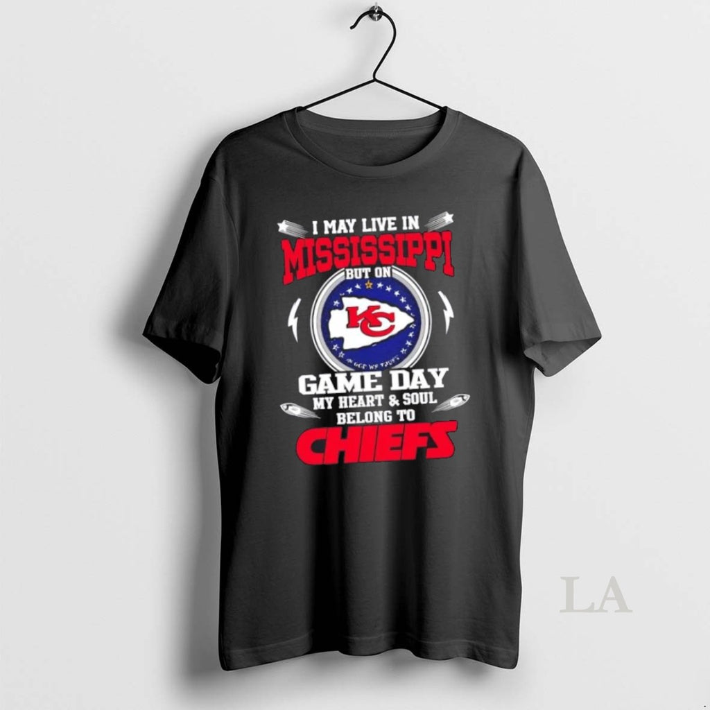 Top I May Live In Mississippi But On Game Day My Heart And Soul Belongs