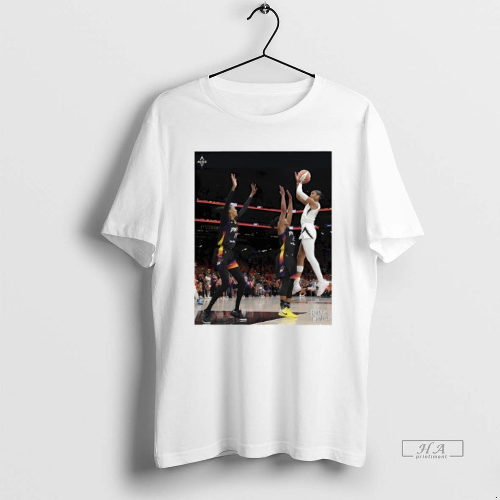 Trendy Las Vegas Aces Hang It In The Lourve