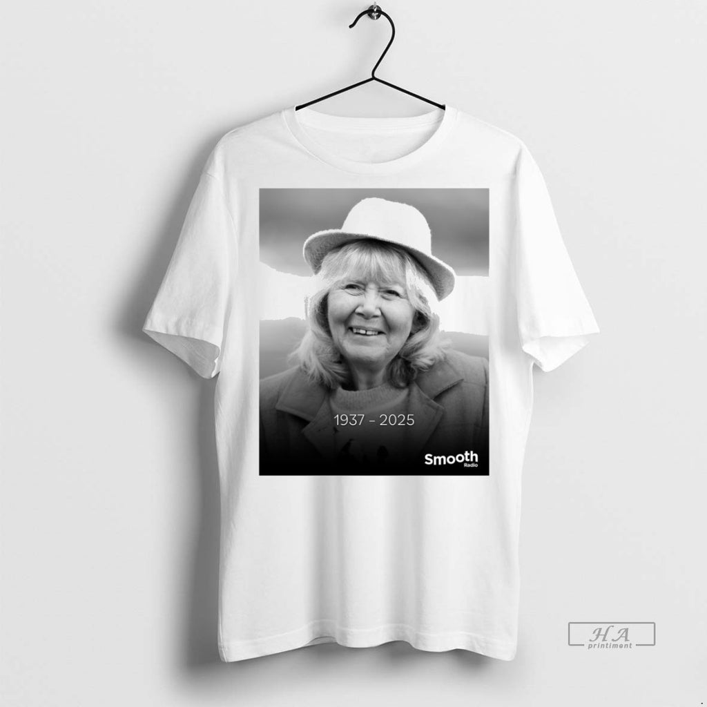Trendy Official Dame Jilly Cooper Has Died Aged 88 1937 2025 Smooth Radio Tee Sweater