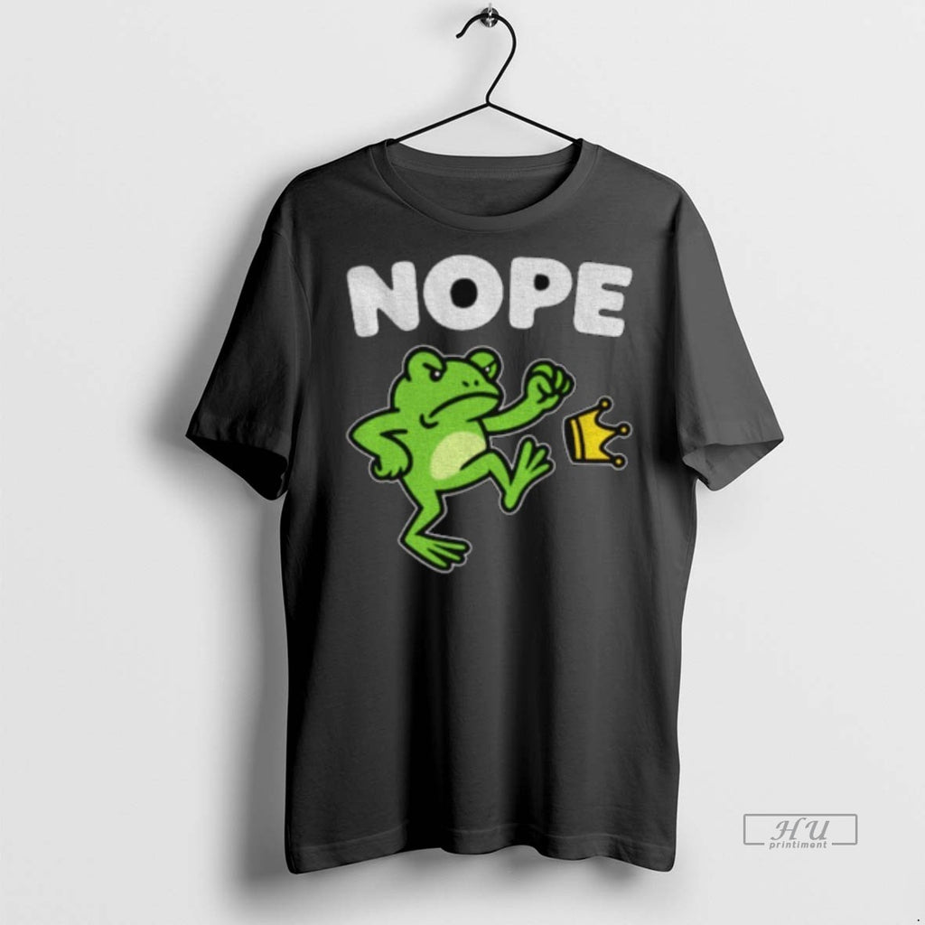 Viral Portland Frog Protest Funny Frog Kicking Crown No Kings Tee Shirt Sweater