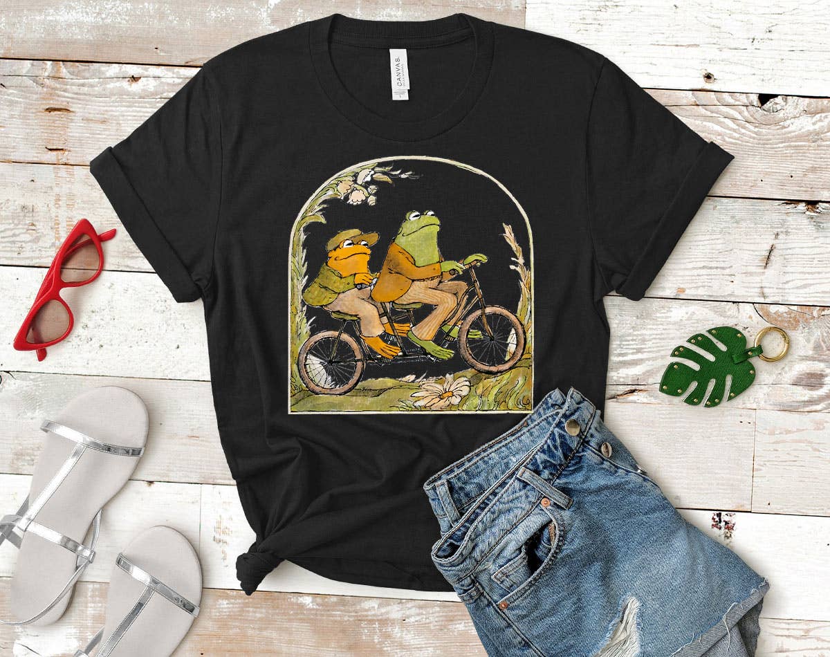 Frog & Toad - Cottagecore Meme Book T-Shirt