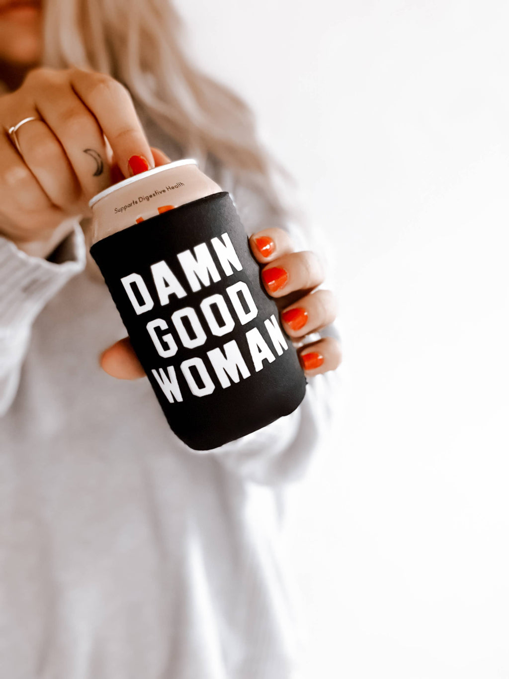 Damn Good Woman Can Cooler, Drink Sleeve - Black