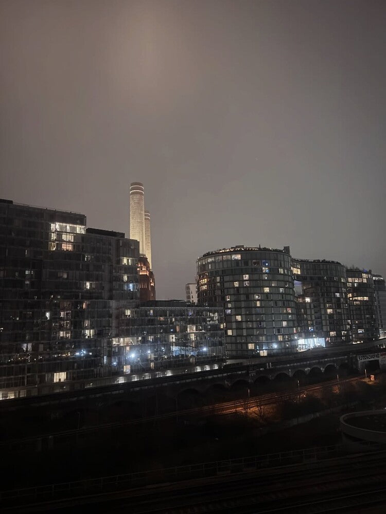 Soho Engenharia Civil Nightlife Glow by Ulrikagard