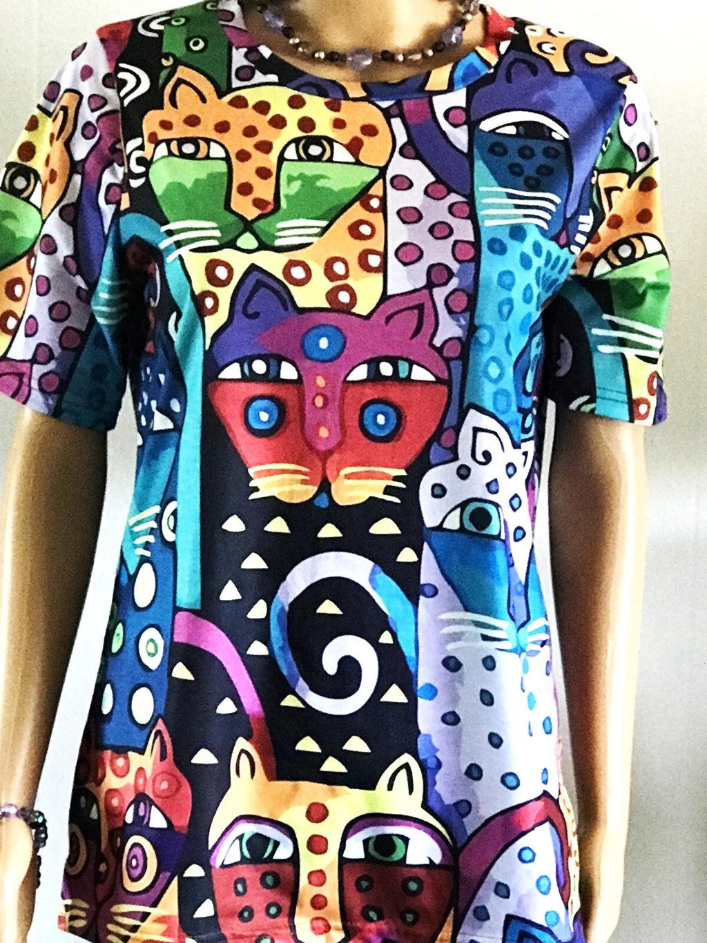 Artistic Shirt with  Cats, Cat Lovers T-Shirt, Medium Shirt with Colorful Cats