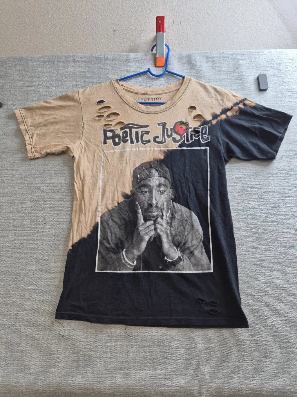 Chemistry T Shirt Mens Small Colorblock Actor Tupac Shakur Poetic Justice Rapper