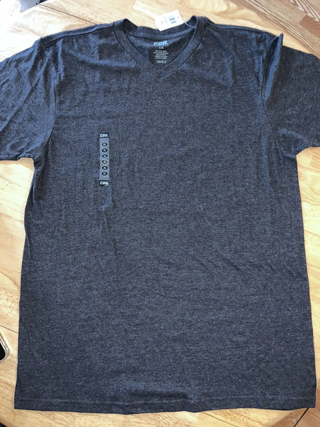 XL CSG Mens T-Shirt 100% Cotton V-Neck Short Sleeve Solid Gray  BNWT