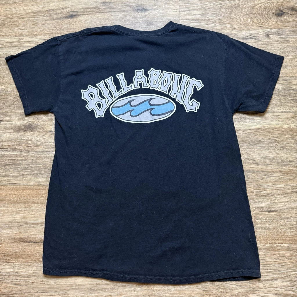 Modern Billabong Surf Tshirt With Wave Design Logo Size Medium