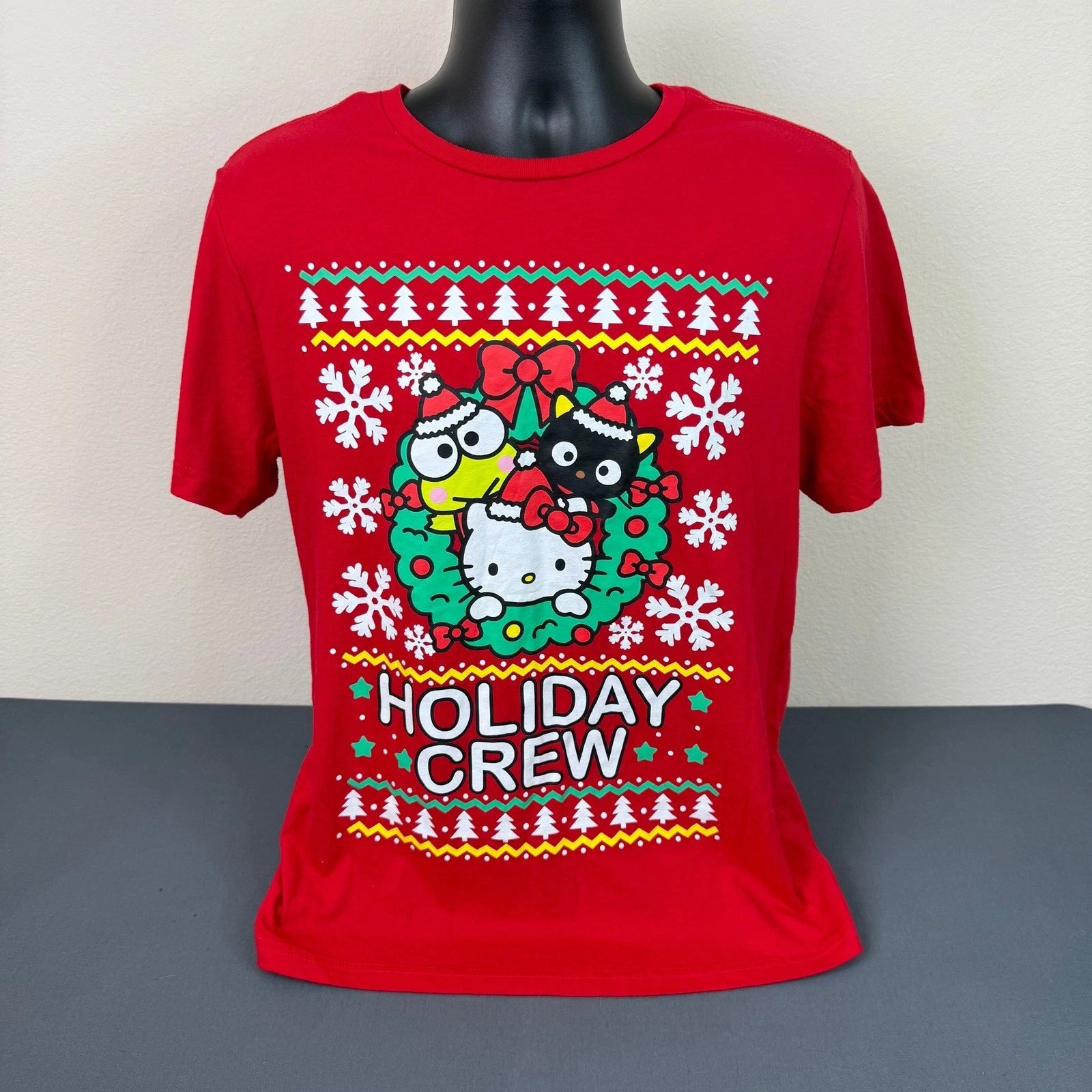 Sanrio T-Shirt Mens L Hello Kitty Holiday Crew Red Christmas Graphic Tee