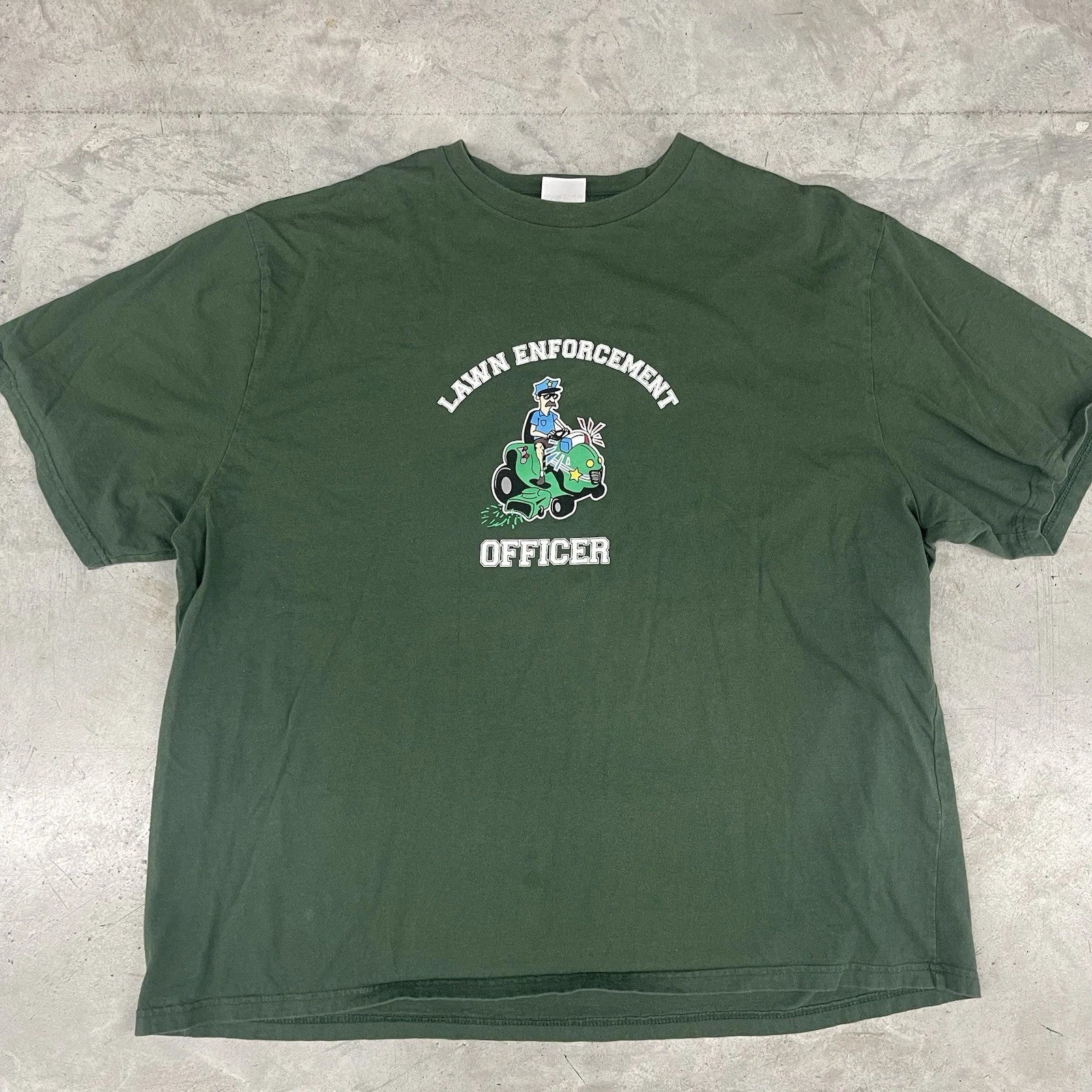 Lawn Enforcement Officer Gardening Lawn Mower Funny  T-Shirt Vintage Size 3XL