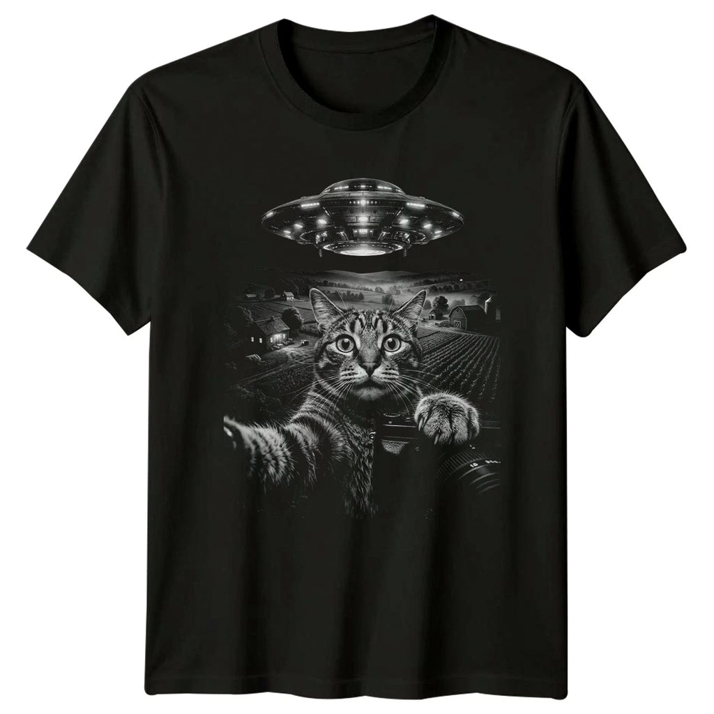 Cat Selfie UFO Alien Abduction T-Shirt Farm Cat Birthday Gift For Him And Her
