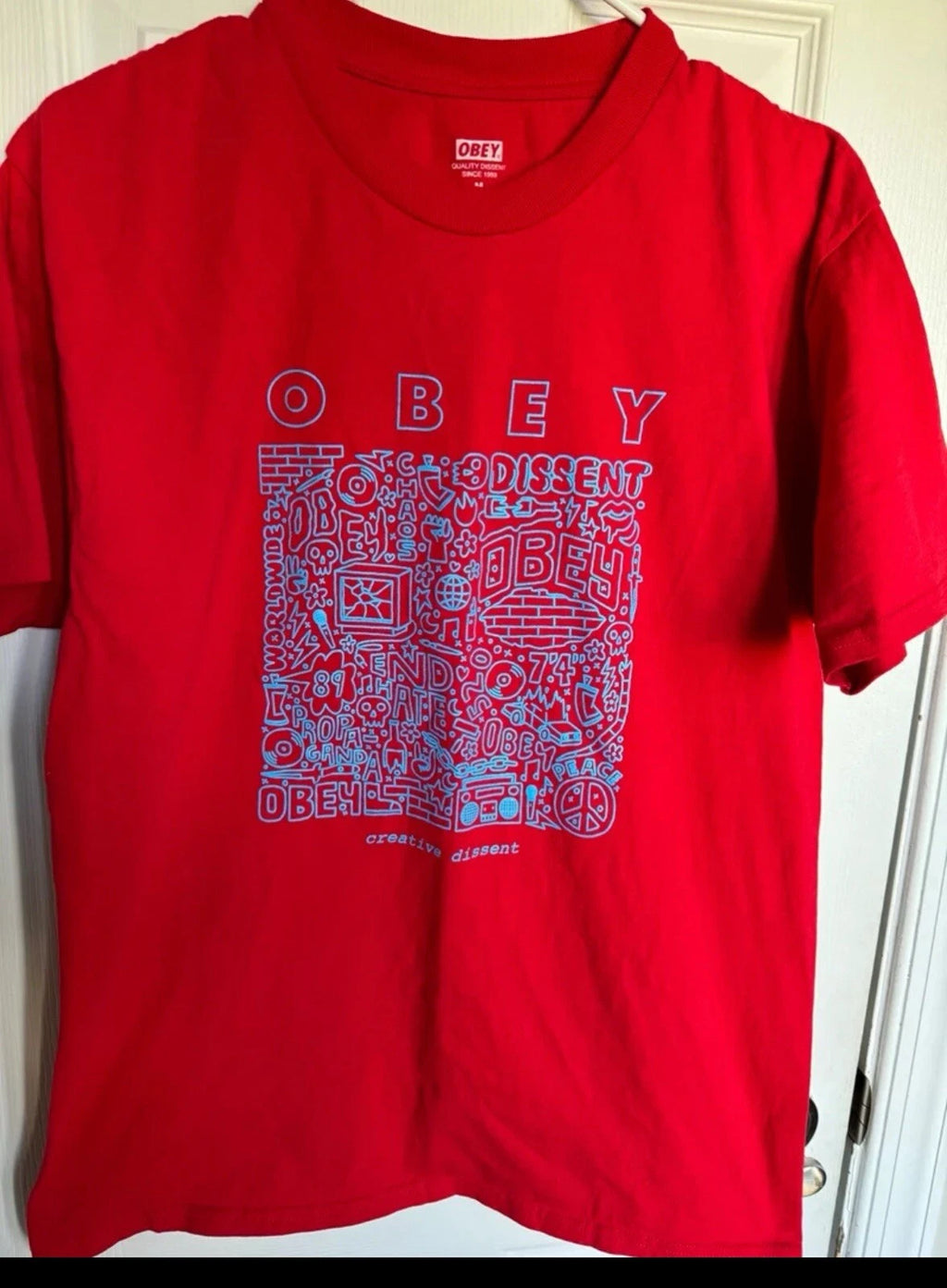Obey Worldwide Quality Creative Dissent T-shirt Medium Red Short Sleeve Cotton