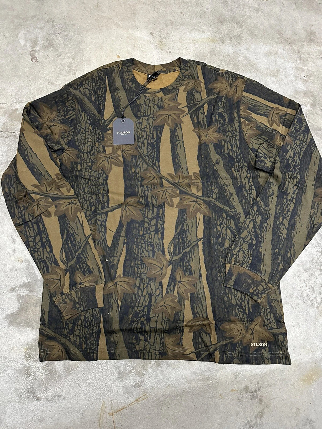 NWT Filson Long Sleeve Camo Pioneer Graphic T Shirt Green Brown Mens Medium