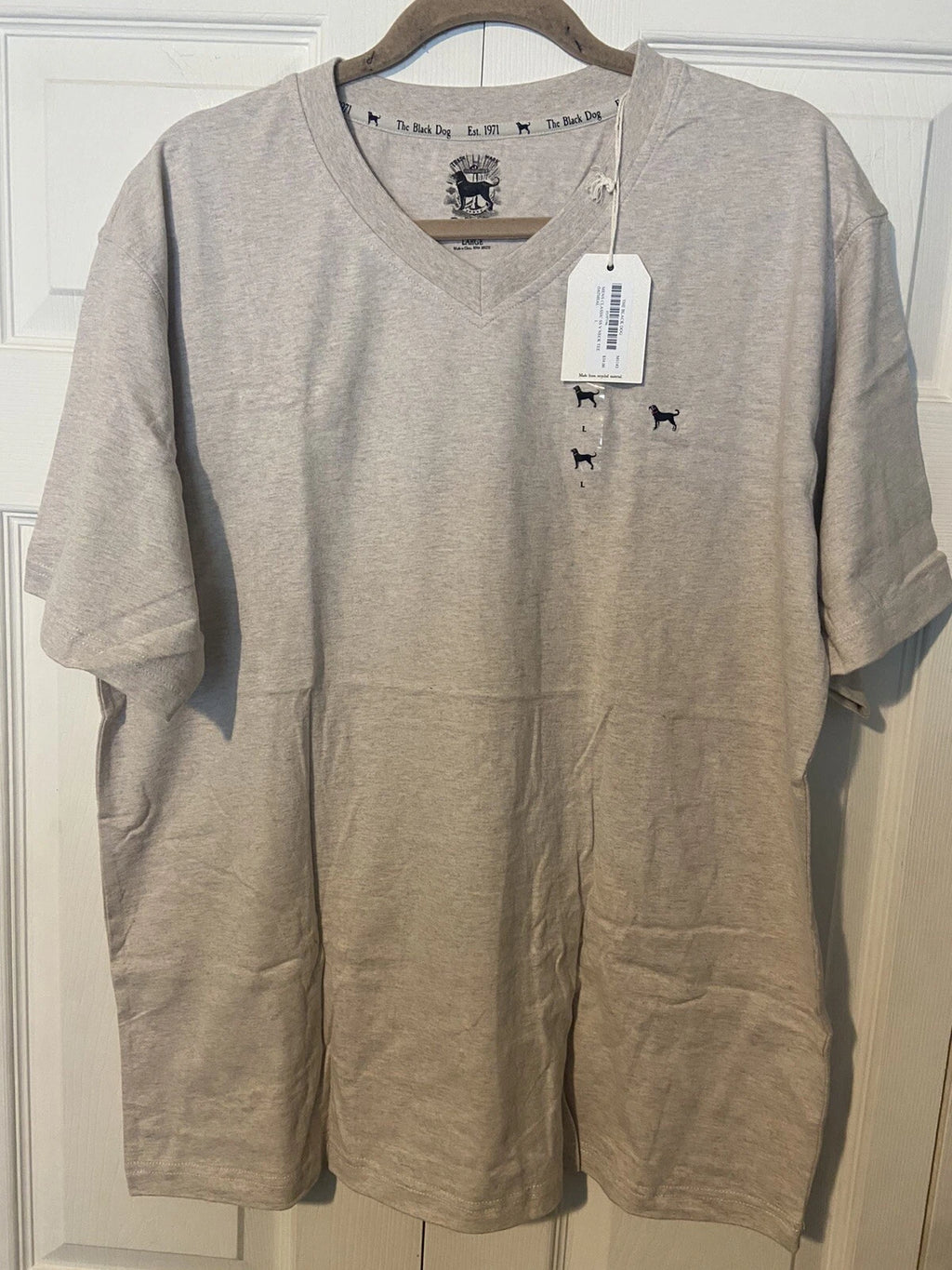 The Black Dog Classic Collection Men’s V-Neck T-Shirt Short Sleeve Oatmeal L