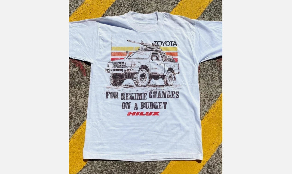 Toyotas For Regime Changes On A Budget Hilux Militia Heavyweight T-Shirt S - 4XL