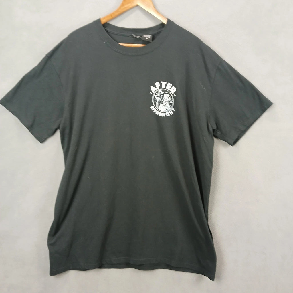 Mens T Shirt XL Black Cotton Graphic Print After Midnight Skull Everyday Wear