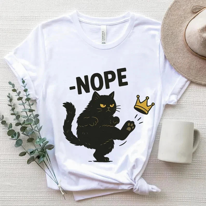 No Kings in America Black Cat Shirt, Funny Political Meme Patriotic T-Shirt