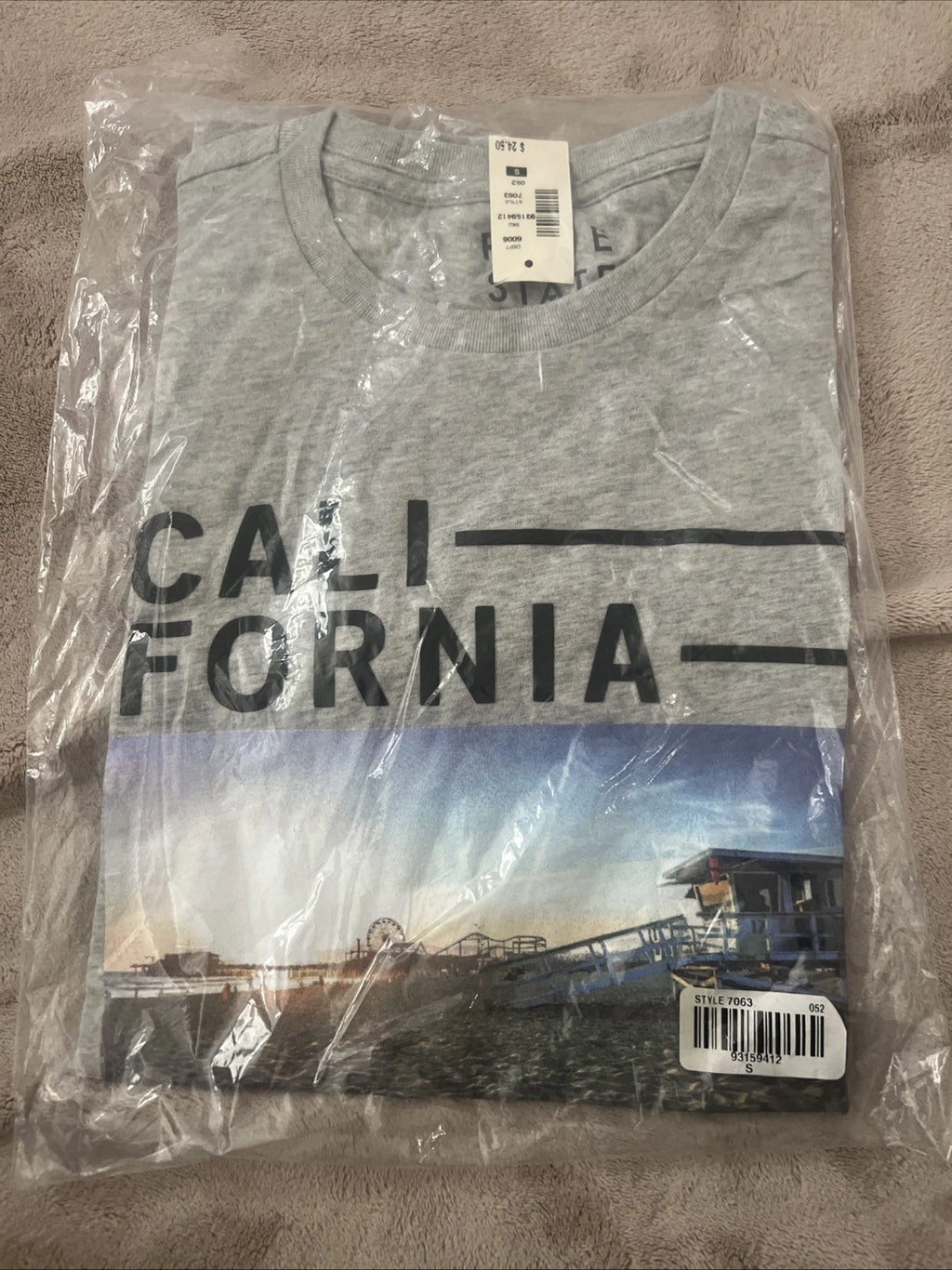 Aeropostale Shirt Small Adult Gray Casual California Santa Monica Beach Mens S