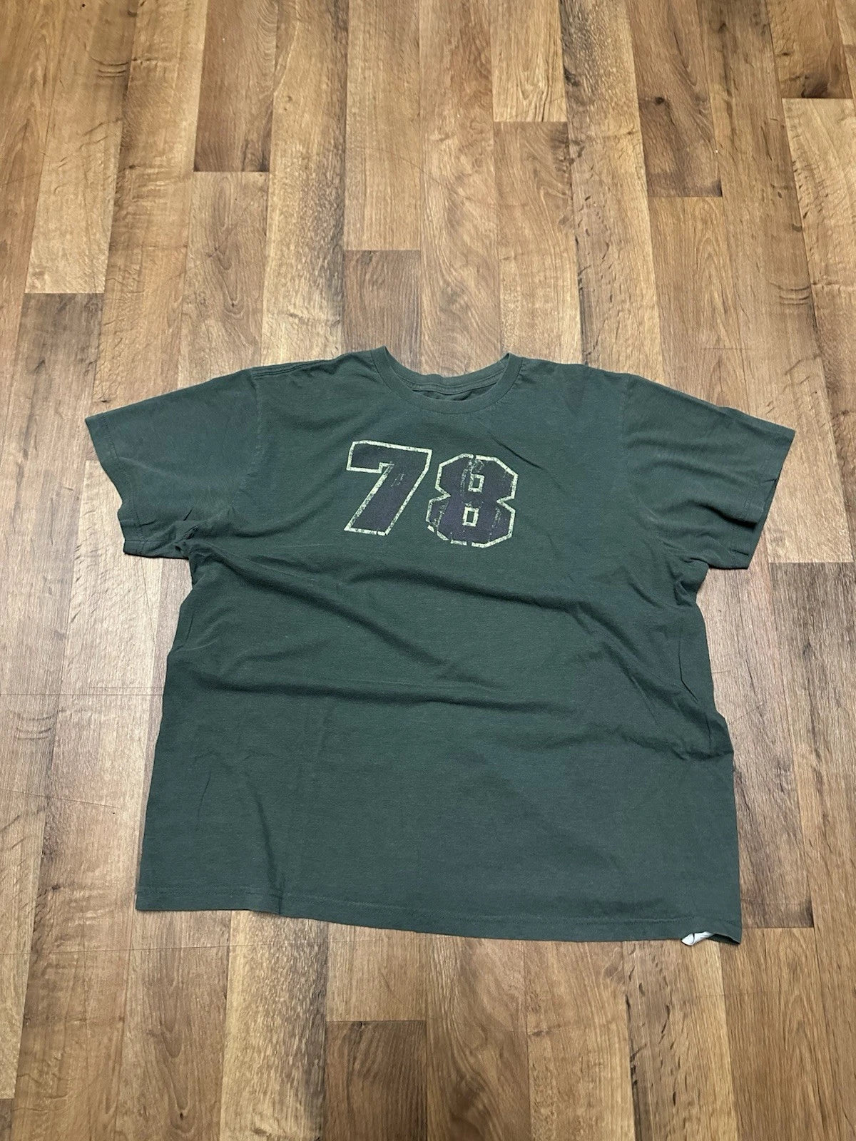 Y2K Vintage 2007 Men’s Old Navy shirt Green size XL GEORGE 78 graphic