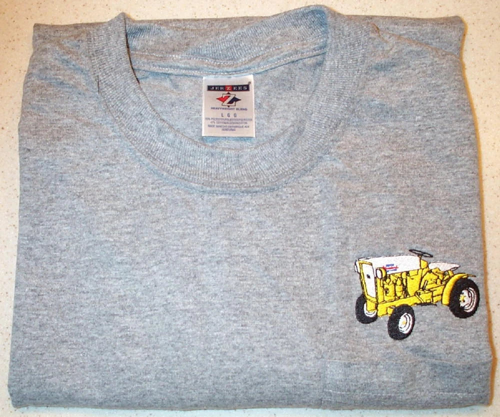 IH Cub Cadet Original,Hood Logo,70/100,149,1650 or 982 Pocket T-shirt (4 colors)