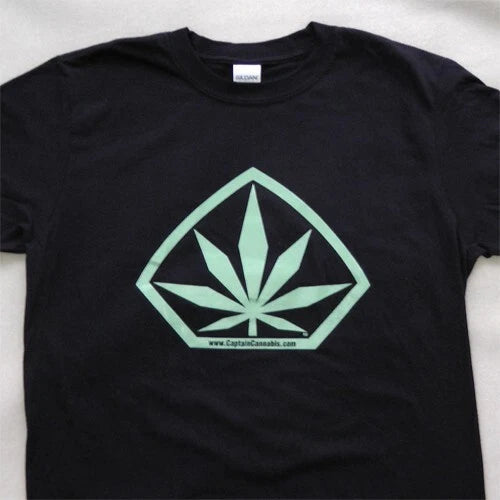 Captain Cannabis® Shield T-shirt - Medium - Gildan Softstyle Ring Spun