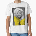 Marylin Monroe in yellow painting by gracillisJeane