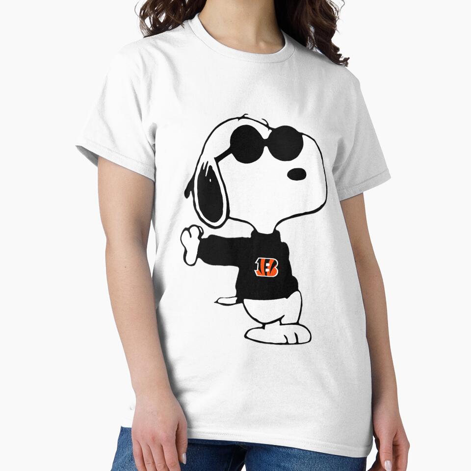 Cool Snoopy Cincinnati Bengals by JonathalIngham