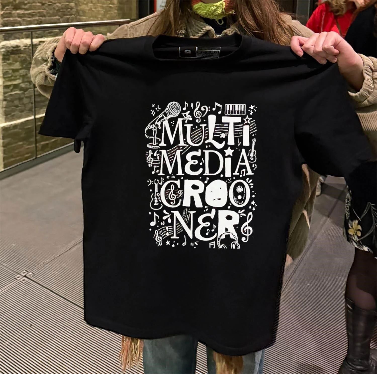 Multimedia Crooner Music Design T-Shirt