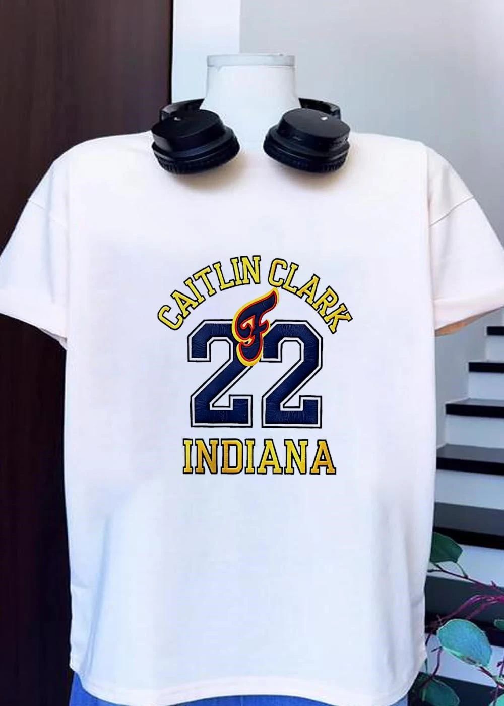 Caitlin Clark 22 Indiana Fever Basketball Name Number shirt